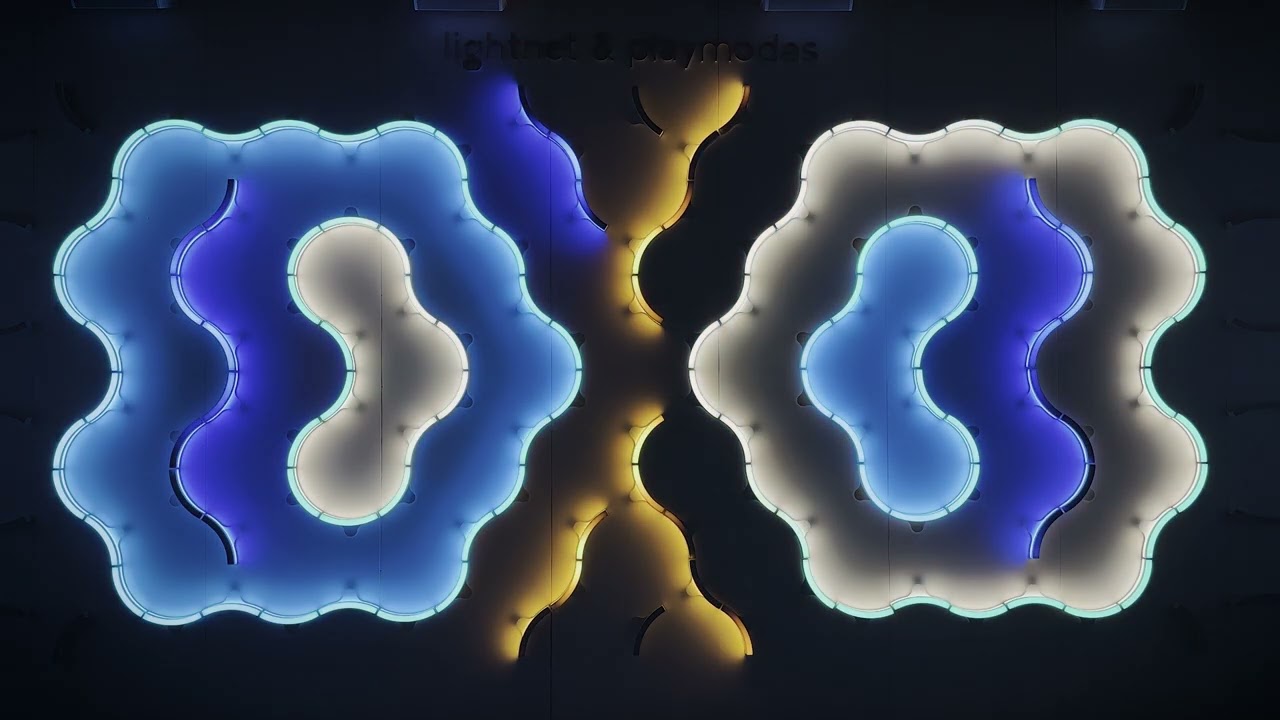 Vue de l’installation cinétique et lumineuse Liquid Tiles de Playmodes à Francfort en 2026