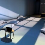 Coussins et chaise disposés dans un espace traversé par la lumière.